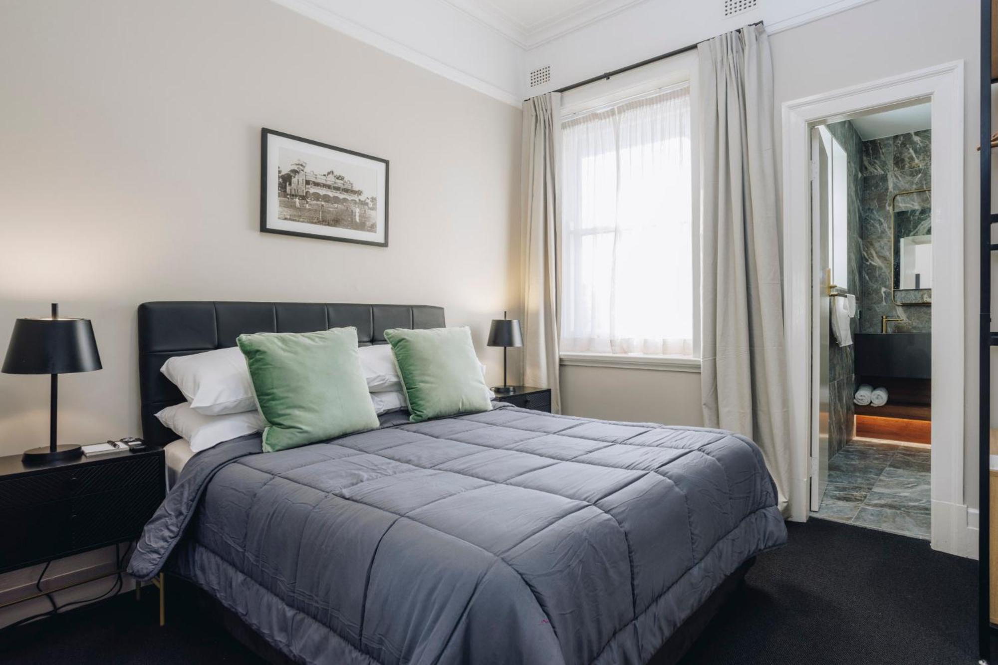 Hotel Gosford Dış mekan fotoğraf